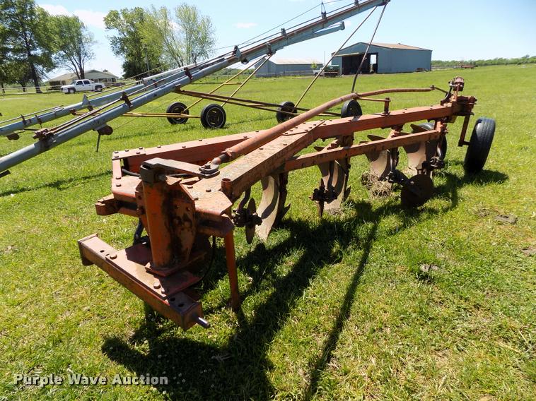 image for item DP9493 J I Case five bottom plow