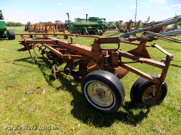 image for item DP9493 J I Case five bottom plow
