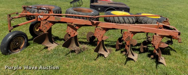 image for item DP9493 J I Case five bottom plow
