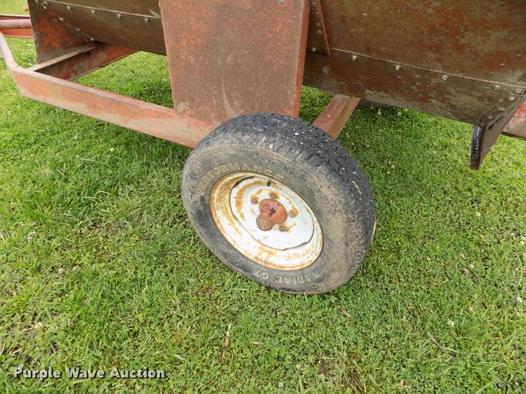 image for item DP9497 Grain cart