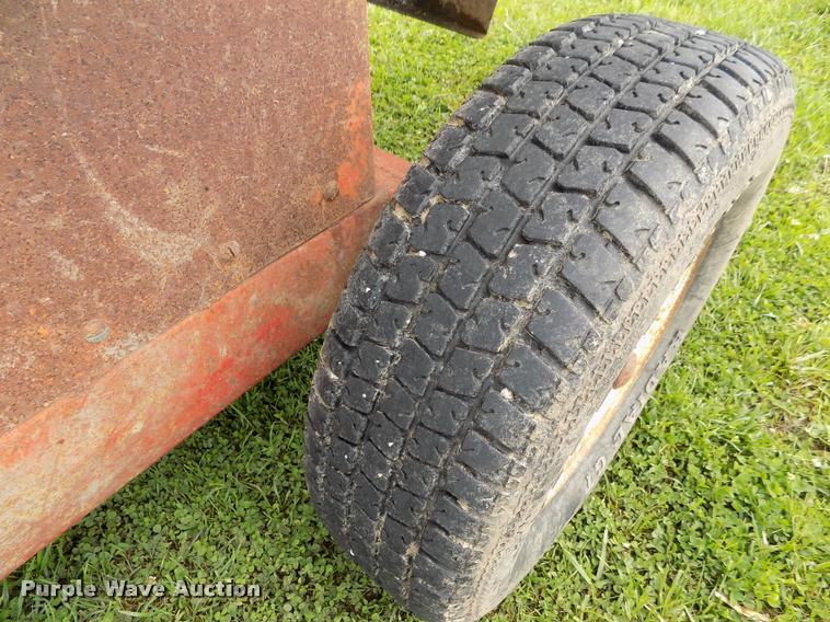 image for item DP9497 Grain cart