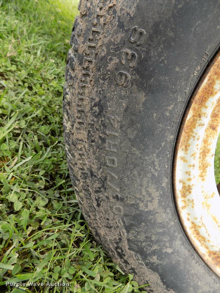 image for item DP9497 Grain cart