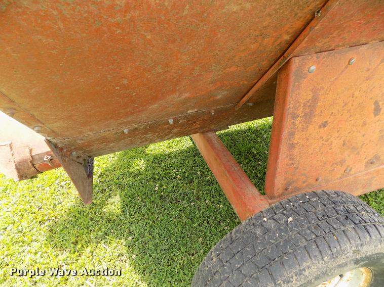 image for item DP9497 Grain cart