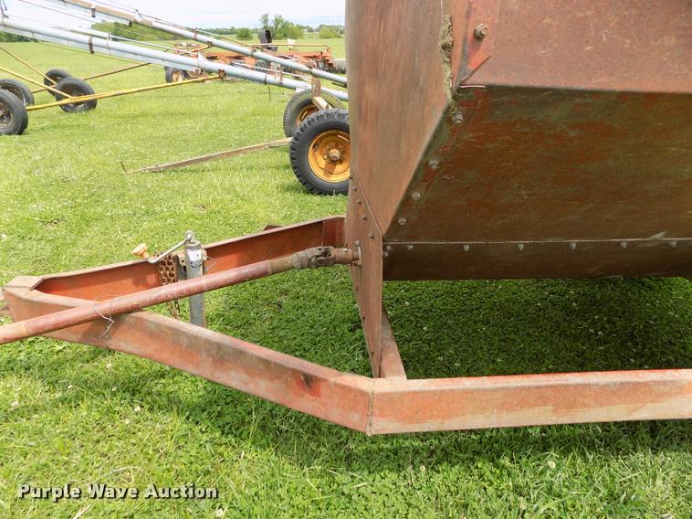 image for item DP9497 Grain cart