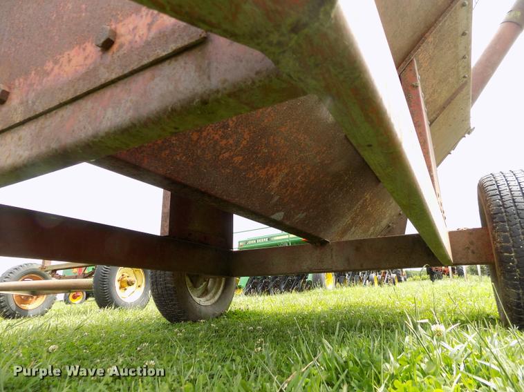 image for item DP9497 Grain cart
