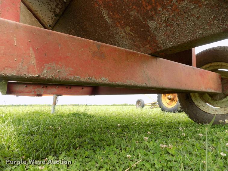 image for item DP9497 Grain cart