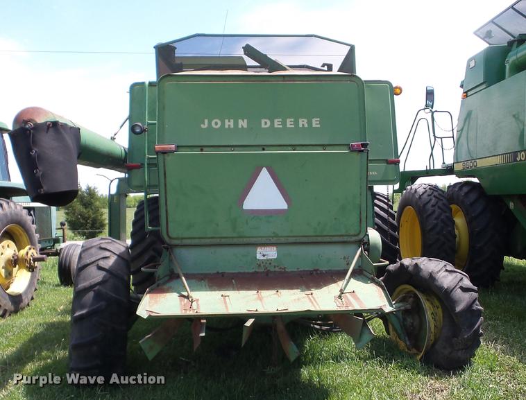 image for item J8627 John Deere 7700 Turbo RWA combine