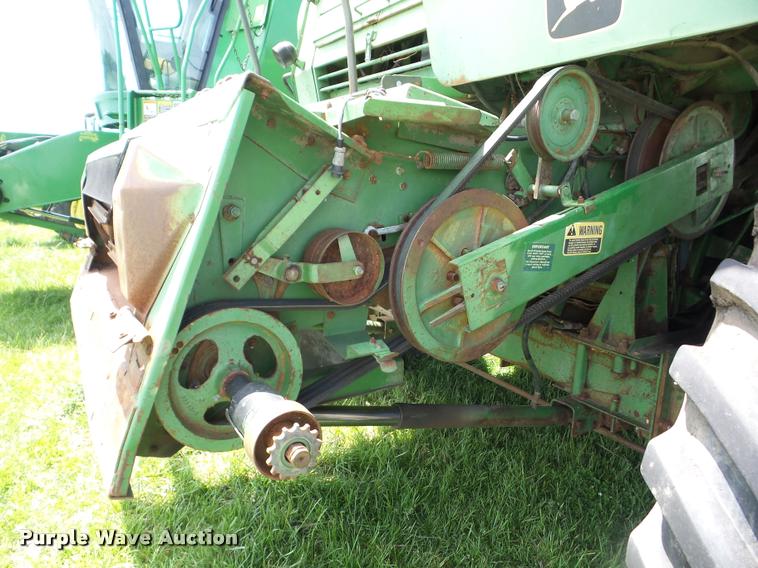 image for item J8627 John Deere 7700 Turbo RWA combine