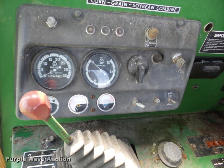 image for item J8627 John Deere 7700 Turbo RWA combine