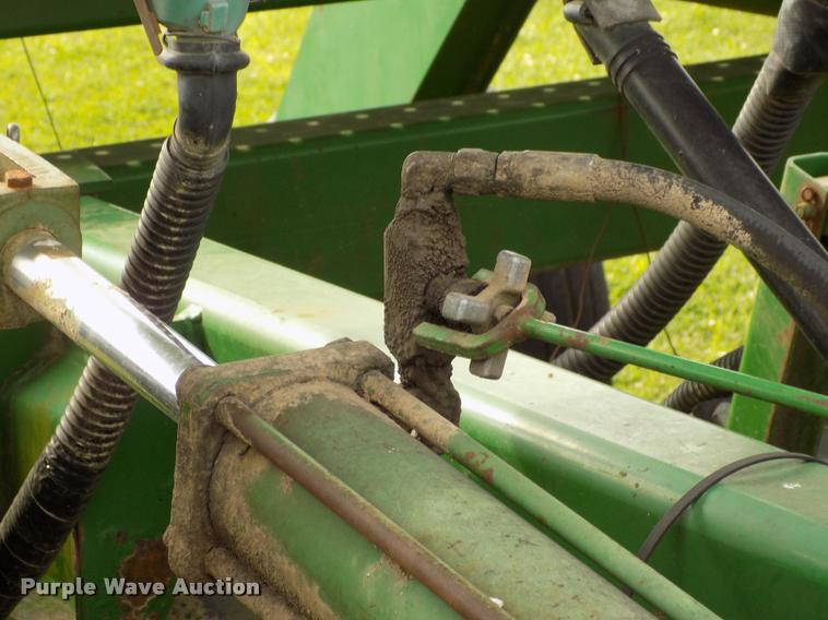 image for item J8628 John Deere 750 grain drill