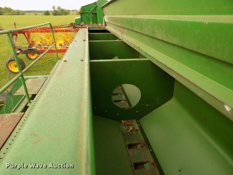 image for item J8628 John Deere 750 grain drill
