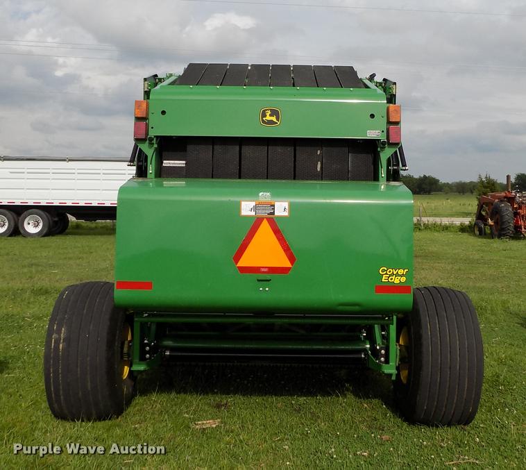 image for item J8629 2012 John Deere 568 Mega Wide Plus round baler