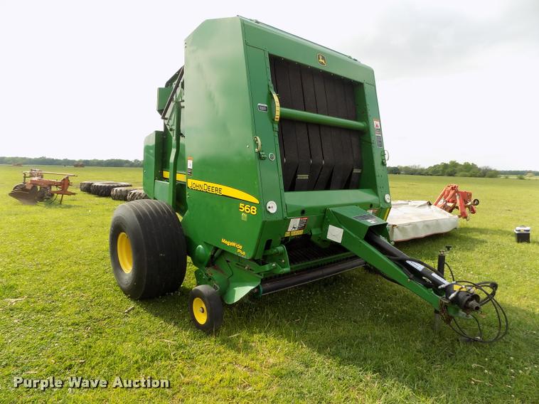 image for item J8629 2012 John Deere 568 Mega Wide Plus round baler