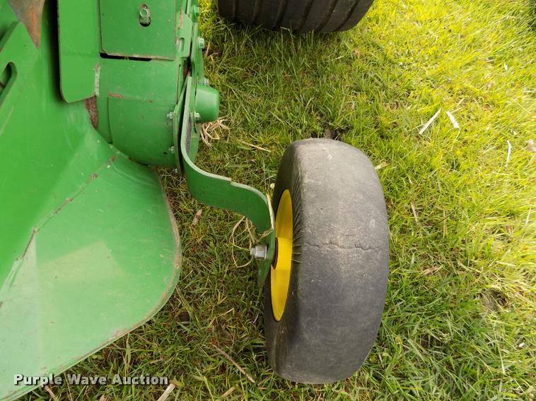 image for item J8629 2012 John Deere 568 Mega Wide Plus round baler