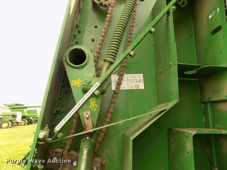 image for item J8629 2012 John Deere 568 Mega Wide Plus round baler