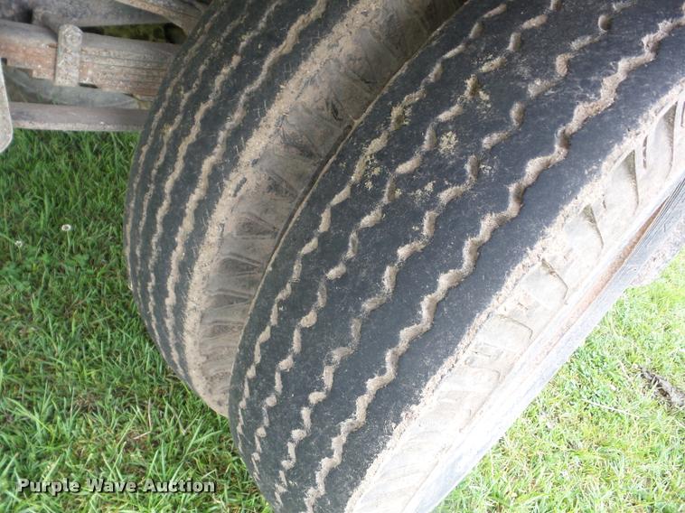 image for item J8630 1966 GMC grain truck