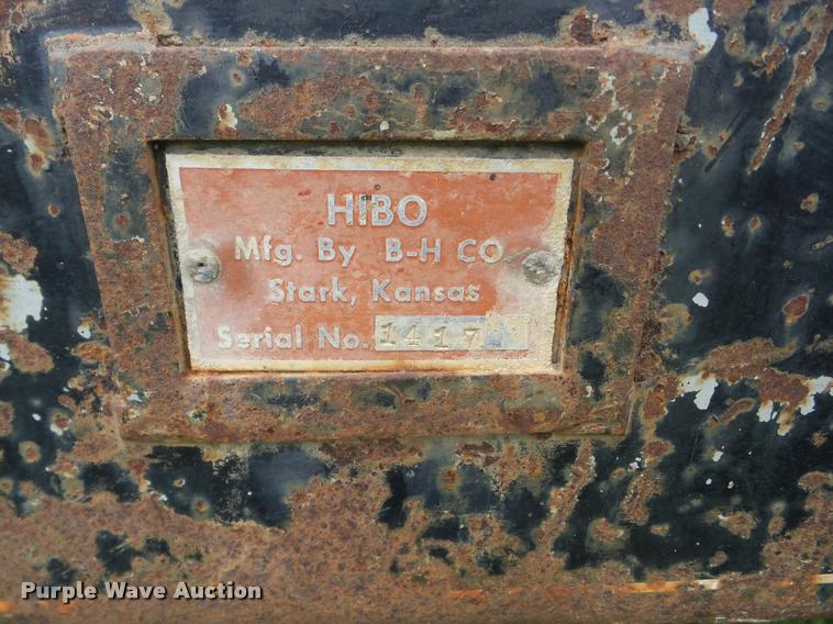 image for item J8630 1966 GMC grain truck