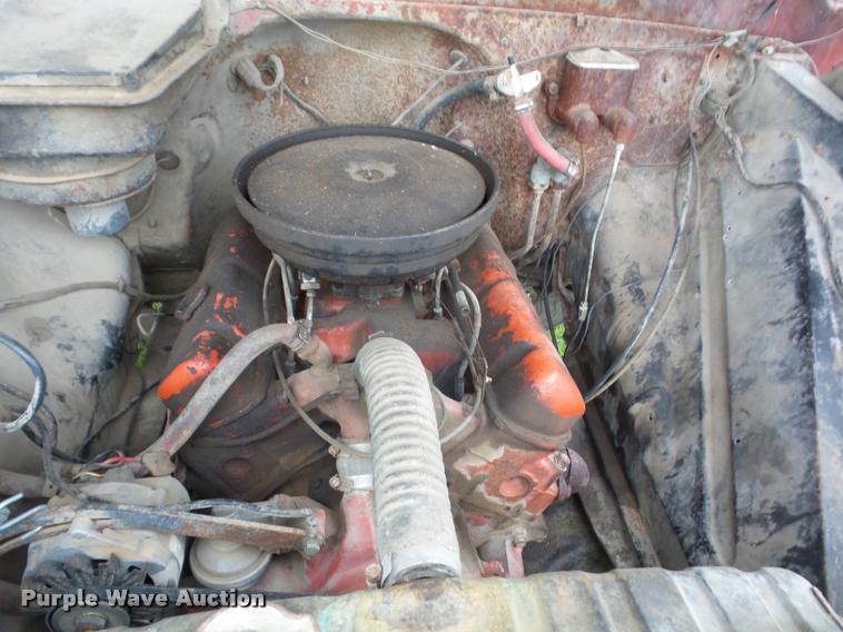 image for item J8630 1966 GMC grain truck