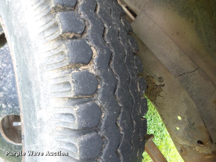 image for item J8630 1966 GMC grain truck