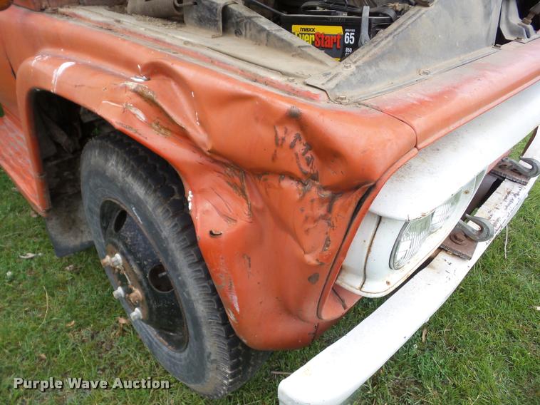 image for item J8630 1966 GMC grain truck