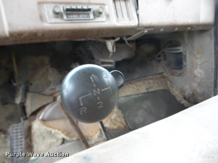 image for item J8630 1966 GMC grain truck