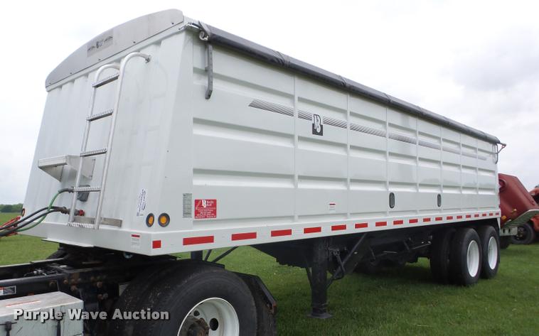 image for item J8632 2017 Neville double hopper grain trailer