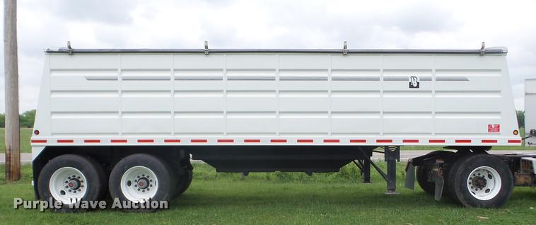 image for item J8632 2017 Neville double hopper grain trailer