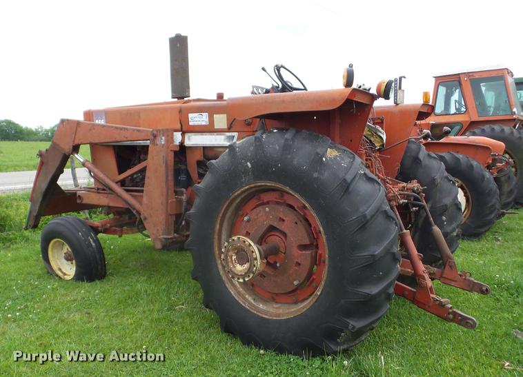 image for item J8634 1976 International 966 tractor