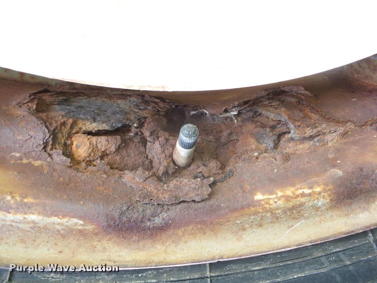 image for item J8635 1965 Allis Chalmers D17 tractor