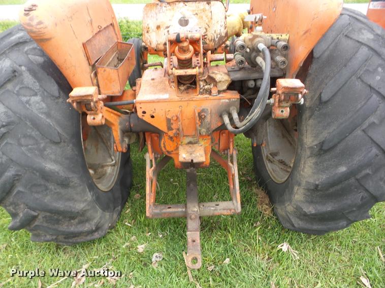 image for item J8635 1965 Allis Chalmers D17 tractor