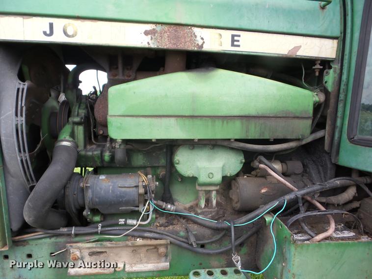 image for item J8637 1976 John Deere 4630 tractor