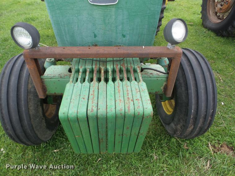 image for item J8637 1976 John Deere 4630 tractor