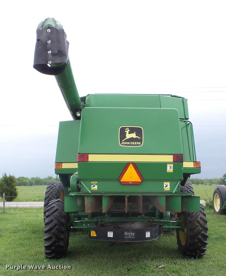 image for item J8638 1990 John Deere 9600 combine