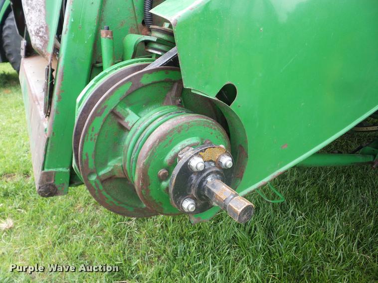 image for item J8638 1990 John Deere 9600 combine