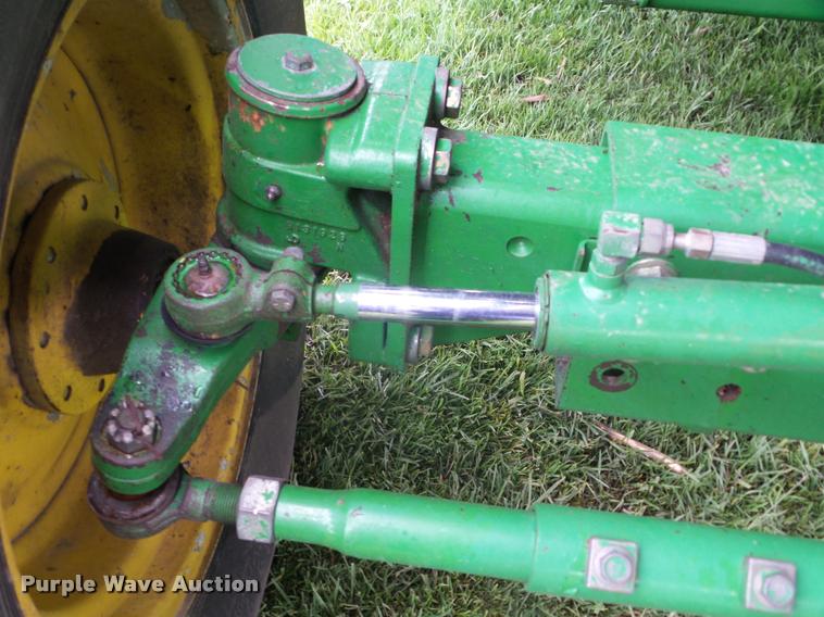 image for item J8638 1990 John Deere 9600 combine