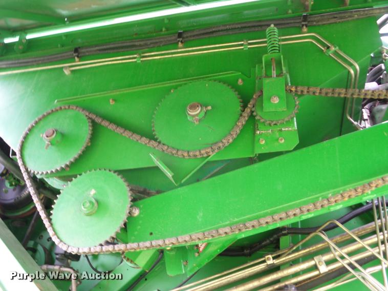 image for item J8638 1990 John Deere 9600 combine