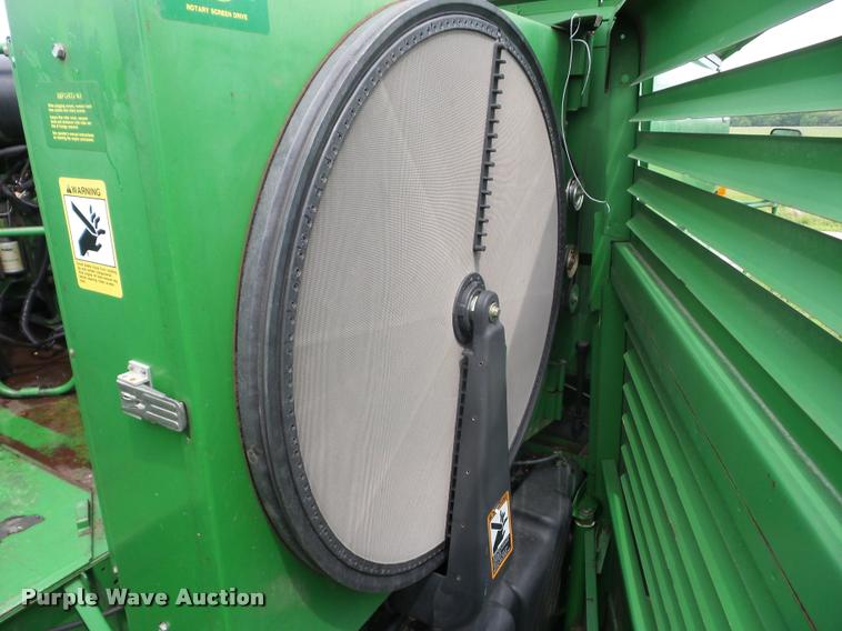 image for item J8638 1990 John Deere 9600 combine