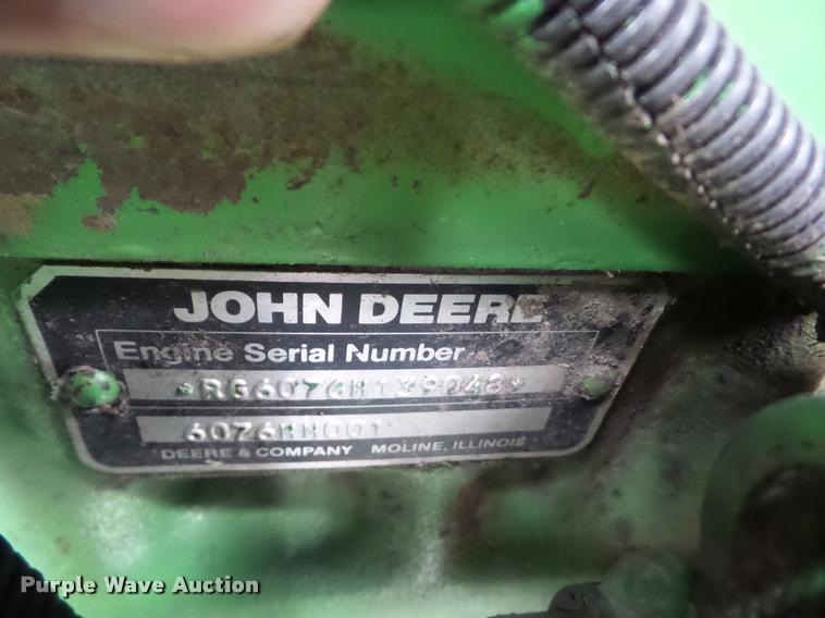 image for item J8638 1990 John Deere 9600 combine