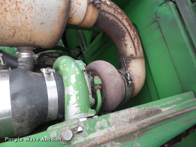 image for item J8638 1990 John Deere 9600 combine