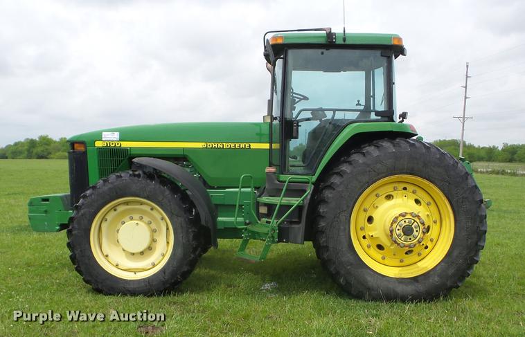 image for item J8639 1997 John Deere 8100 MFWD tractor