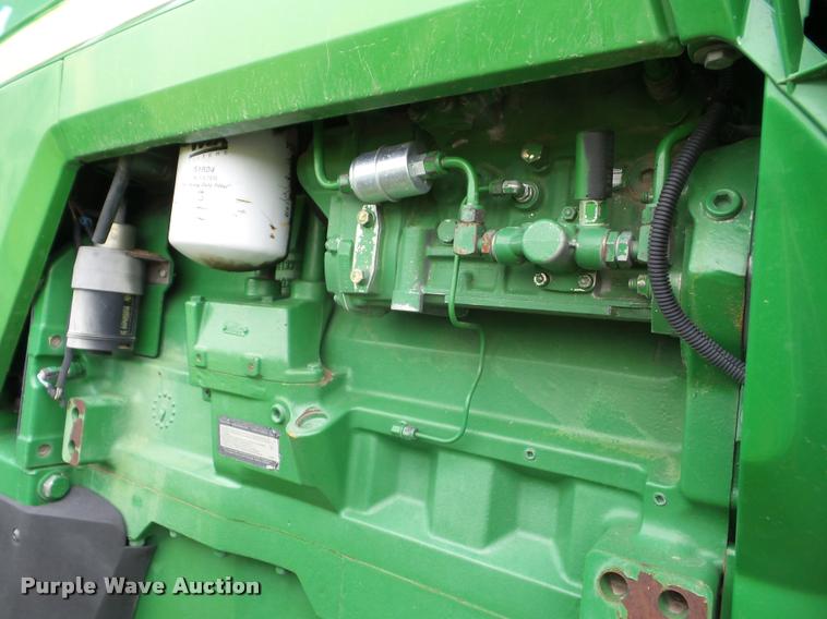 image for item J8639 1997 John Deere 8100 MFWD tractor