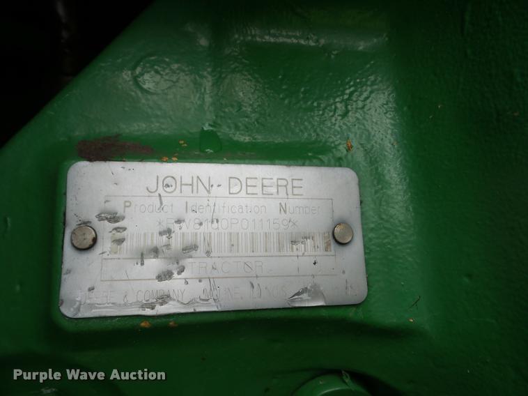 image for item J8639 1997 John Deere 8100 MFWD tractor