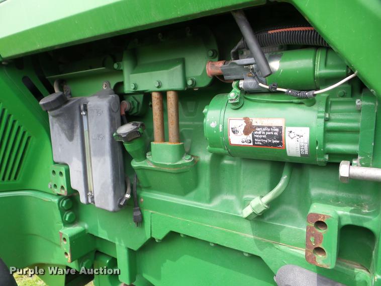image for item J8639 1997 John Deere 8100 MFWD tractor