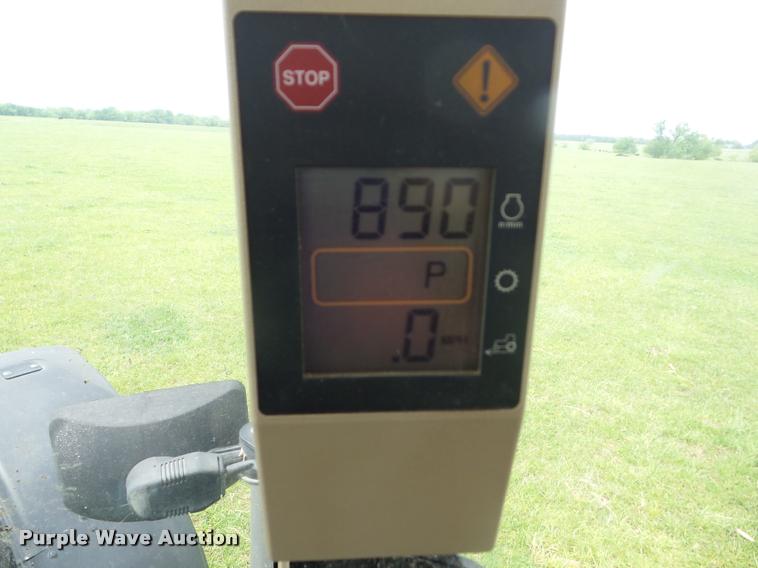 image for item J8639 1997 John Deere 8100 MFWD tractor