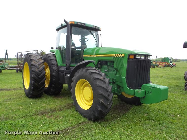 image for item J8640 1996 John Deere 8400 MFWD tractor