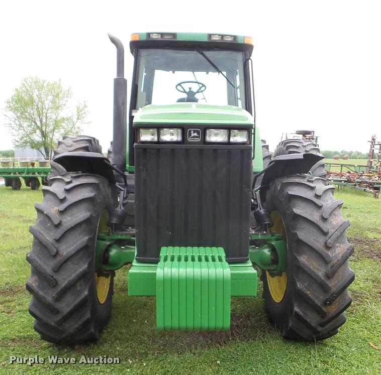 image for item J8640 1996 John Deere 8400 MFWD tractor