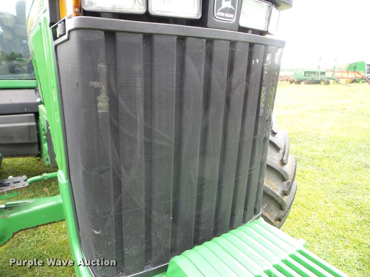 image for item J8640 1996 John Deere 8400 MFWD tractor