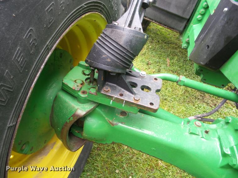 image for item J8640 1996 John Deere 8400 MFWD tractor