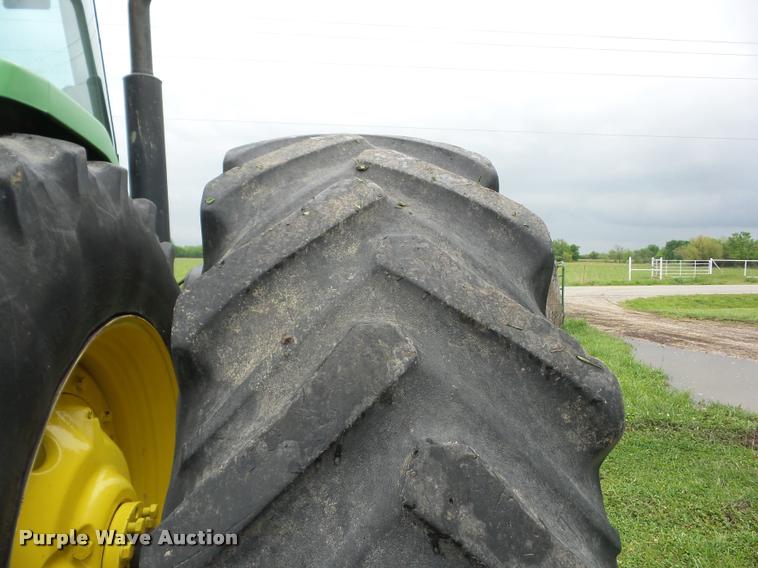 image for item J8640 1996 John Deere 8400 MFWD tractor