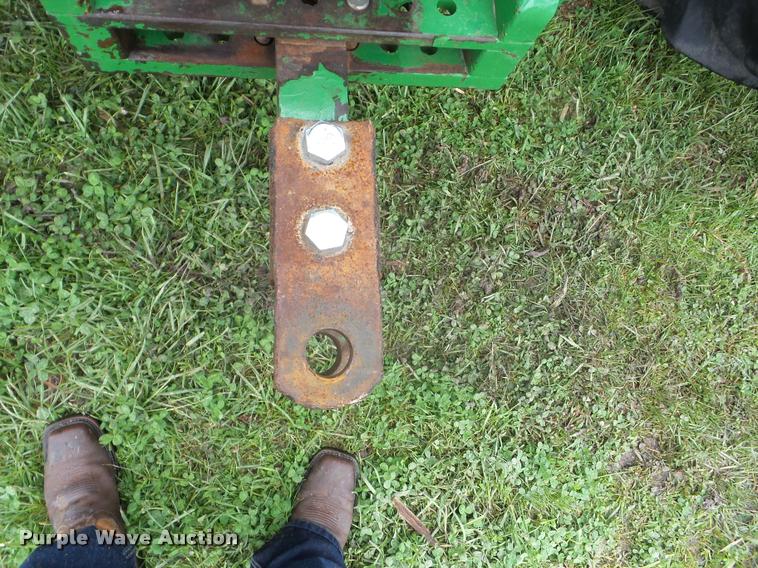 image for item J8640 1996 John Deere 8400 MFWD tractor